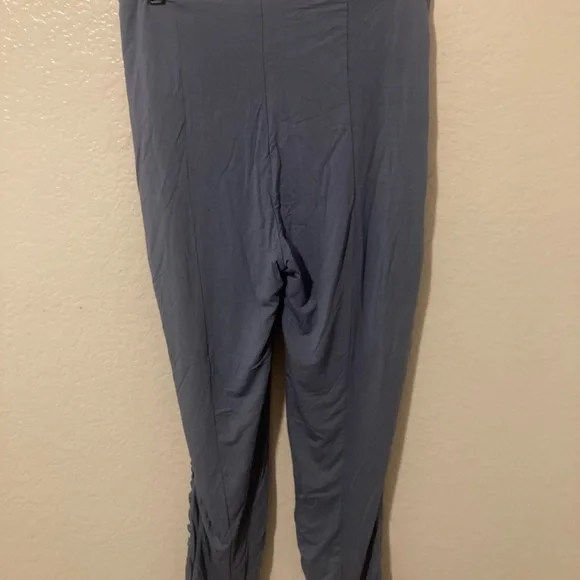 Meshki Blue Leggings with Side Detailing - Picture 2 of 4